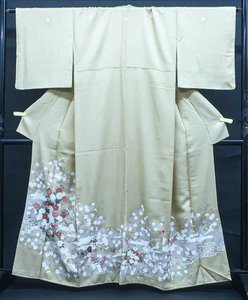 《京都一輝堂》【着物】 色留袖 三つ紋 金彩 古典花文様 比翼仕立て 身丈約161cm 裄丈約65cm 24Z-1148