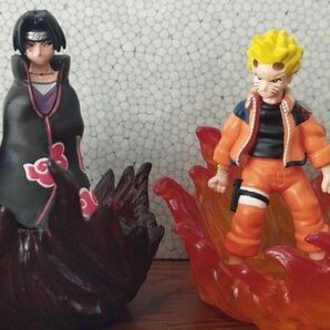 NARUTOナルトフィギュア イタチ ナルト