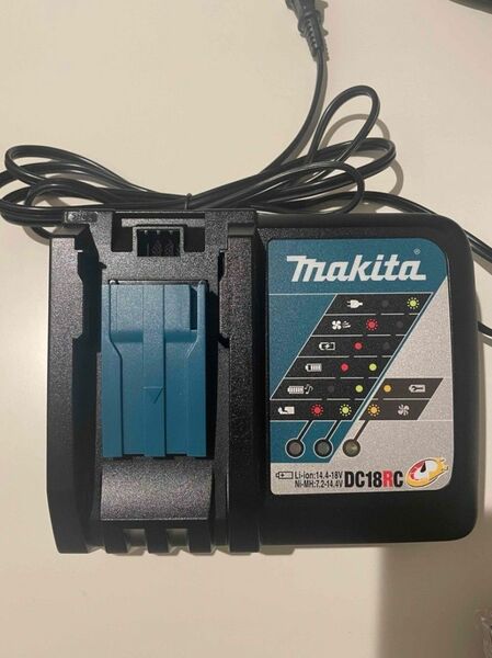 【新品未使用】 マキタ makita DC18RC　掃除機用　充電器