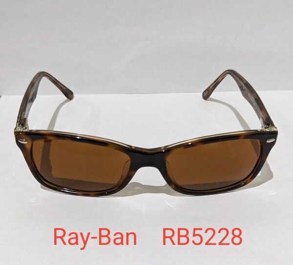 Ray-Ban　RB5228