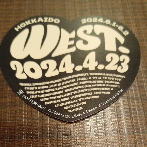 WEST. 10周年ライブツアー　ステッカー　北海道　札幌　会場限定　非売品　2024　ジャニーズ　WEST. AWARD