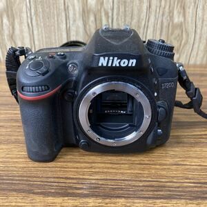 Nikon ニコン D7200 ボディ デジタル 一眼レフカメラ バッテリー ストラップ 付属 一眼レフカメラ 