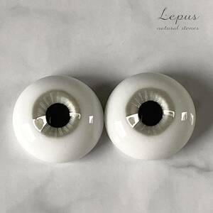 ＊Lepus＊　約15.1mm/15.4mm　グラスアイ　＃1371