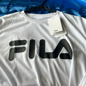 新品メンズLサイズ【FILA】吸水速乾半袖Tシャツ