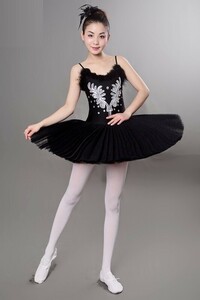 大人用バレエレオタード チュチュスカート ダンス衣装 発表会 ダンスウエア 練習着 舞台衣装 白鳥の湖 ブラック S~2XL DJ1674