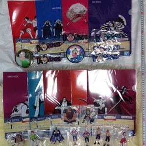 ◆一番くじ ワンピース 白ひげ海賊団~オヤジと息子たち~下位賞27点=G賞アクリルスタンド10+H賞ラバー8+I賞クリアファイル9