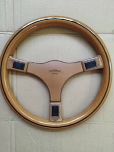  wooden steering wheel 