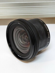 デジタル一眼カメラ用レンズ　20mm F2.8　ソニー　SAL20F28　αシリーズ　SONY　カメラレンズ