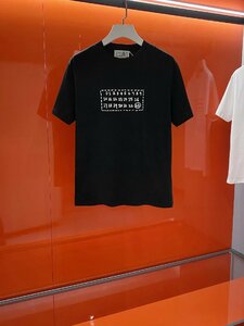 送料無料　Maison Margiela マルタンマルジェラ メンズ　Tシャツ　数字　文字　半袖　シンプル　コットン　S-L　サイズ選択可能　MM6　4248