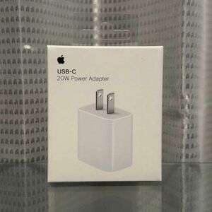 新品未使用 純正Apple 20W USB-C 電源アダプター充電器　アップル