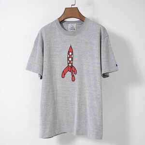 タンタン TINTIN 4-TE083 ロケット柄 Tシャツ グレー メンズ　XL相当