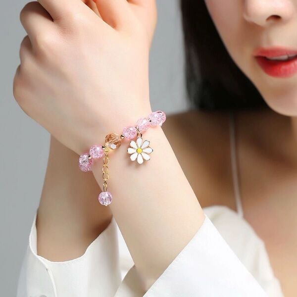 【200円クーポン利用可】【残り二点】 新作 桜 天然石ブレスレット 数珠 透明感 花 レディース 伸縮性 美品 新品