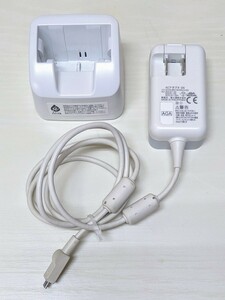 ※メーカー製造終了品/稀少◆NTTドコモ docomo 純正【卓上ホルダ 充電器スタンド F49】【ACアダプタ 05】セット