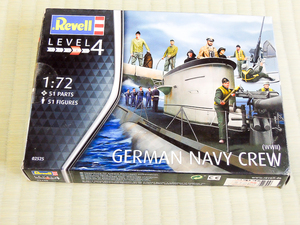 REVELL 1/72 GERMAN NAVY CREW WWII 開封済み　一部塗装有