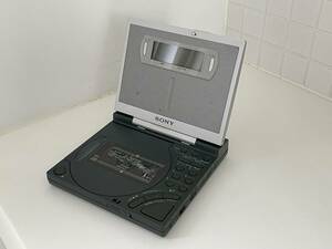  Sony SONY portable CD radio travel radio ICF-CD2000 with defect 