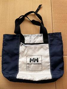 HELLY HANSEN