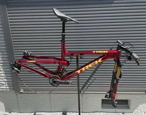 TREK TOP FUEL 9.8 SL 29er トレック　MTB フルサス　美品中古　ホイール無し　プロジェクトワン