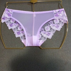 新品未使用　レースショーツ パンツ インナー 下着 ランジェリー レディース 女性用 シースルー 透け感 花柄 刺繍　紫 M