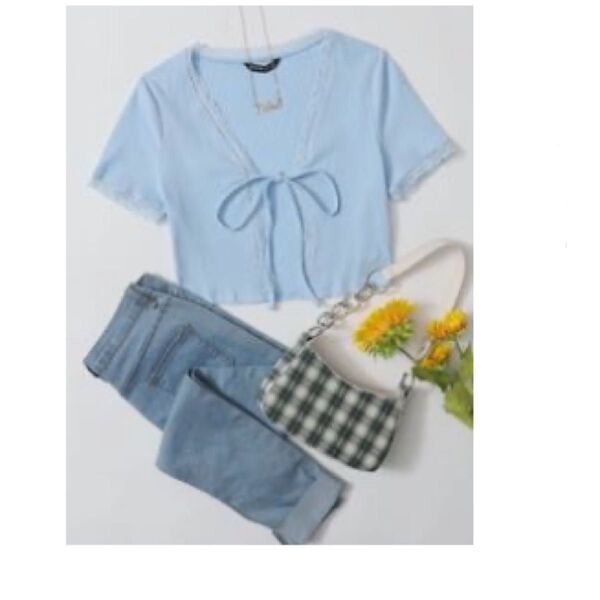 SHEIN クロップド丈トップス