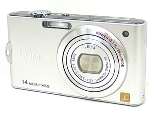 【中古】Panasonic LUMIX DMC-FX66-S シルバー/1470万画素 液晶画面いたみ [管理:1050023634]