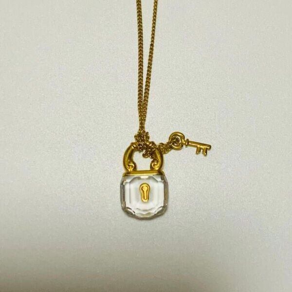 正規品 SWAROVSKI ネックレス 鍵 キー イエローゴールド
