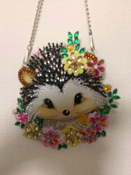 ハリネズミさんとお花のダイヤモンドビーズアート(完成品)