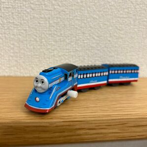 流線型トーマス　カプセルプラレール