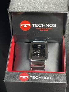  TECHNOS（テクノス）ブラック クオーツ腕時計　稼働未確認