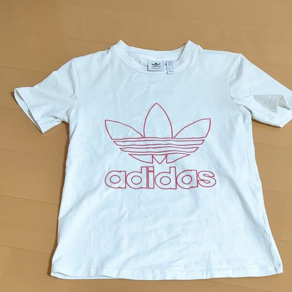 adidas Tシャツ150