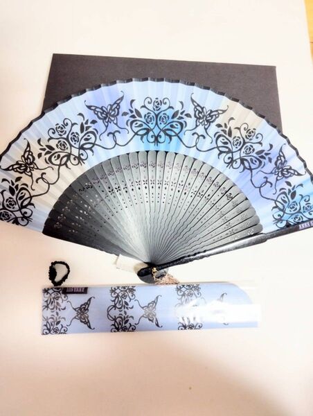 ANNA SUI 扇子 アナスイ イリュージョン 薔薇 新品 蝶 ブルー