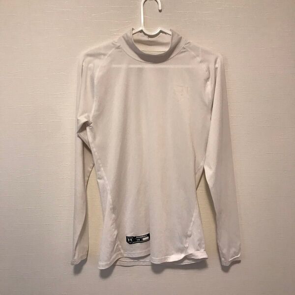 アンダーアーマー ヒートギア ベースボール 長袖 白色 Lサイズ