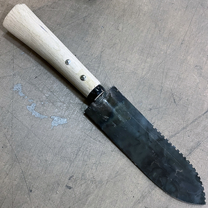 火造り鍛造の山菜掘り用ナイフ（革ケース付）スコップ型 4962308000594