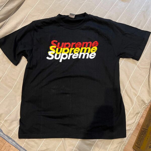 Tシャツ　supreme ブラック