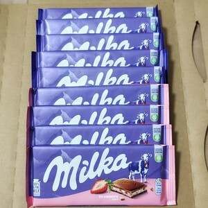  special price![ Mill ka] strawberry ×4 sheets + happy kau×5 sheets *100g×9 pieces set *Milka* chocolate * chocolate *.* strawberry 