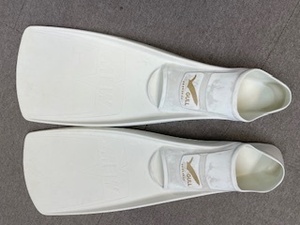 GULL*MEWFIN HARD* used full foot Raver fins *M size * boots size 23-24cm* element pair 25-25cm* white * Mu fins * liquidation special price!