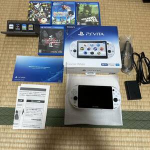 PSVITA ソニー PlayStation ホワイト SONY Wi-Fiモデル PCH-2000ZA22