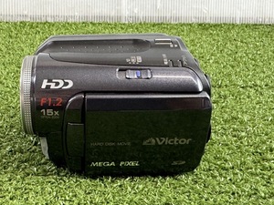  Victor/ビクター/JVC GZ-MG50 Everio デジタルビデオカメラ　本体・バッテリ　2005年製　現状中古品　ジャンク扱い（A161）