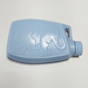 [ free shipping ] Showa Retro Pigeon hot-water bottle elephant . light blue .... hot water tongue po miscellaneous goods pretty Vintage antique baby [ prompt decision ]