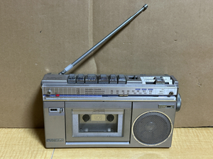 【中古 現状　ラジオ受信OK　カセット再生不可】Victor ビクター ラジオカセット レコーダー ラジカセ RC-S11