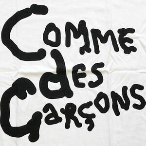 Sサイズ コムデギャルソン COMME des GARCONS 青山限定 2023 リニューアル記念 アリサヨッフェ Alisa Yoffe メッセージ CDG ロゴ Tシャツ