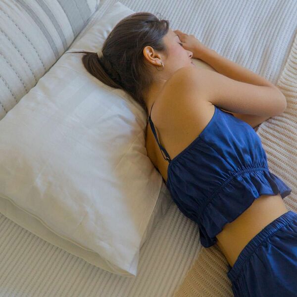 Pharmedoc ベッドピロー 睡眠用 涼しい枕 1個セット 通気性に コットン 高級ホテル仕様 仰向け うつ伏せ 横向き