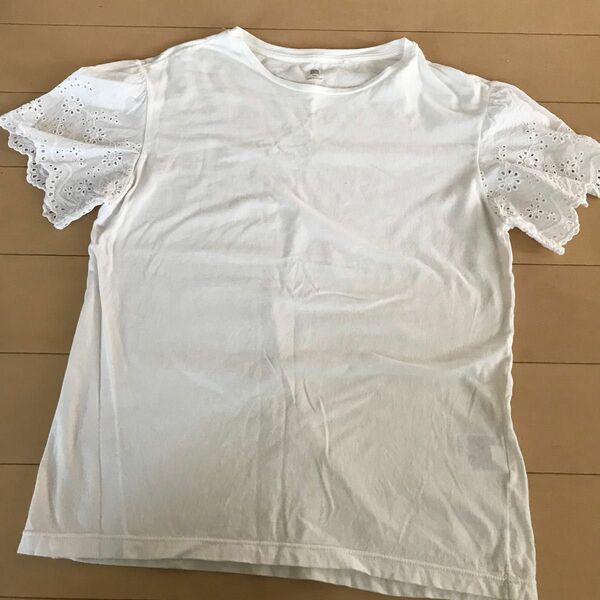 ユニクロ 半袖Tシャツ 白　160