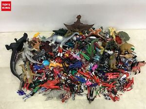 1 jpy ~ including in a package un- possible Junk Godzilla, Ultraman, dinosaur other sofvi etc. 