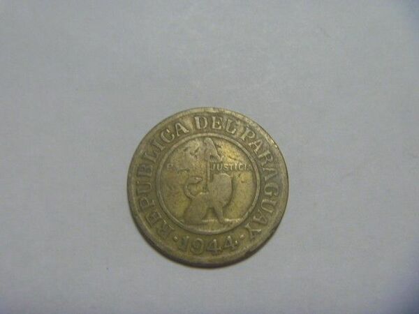 パラグアイ 古銭 1944年50センティモ硬貨 ライオンのコイン 外国貨幣 外国銭 同梱割引あり