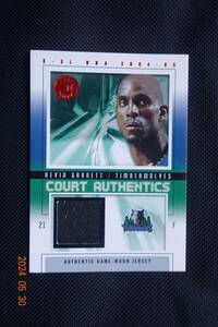 Kevin Garnett 2004-05 Flair E-XL Court Authentics Jersey #281/500