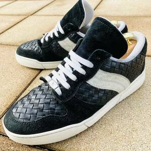 ★即決★ BOTTEGA VENETA ボッテガヴェネタ 約25㎝ イントレチャート スニーカー イタリア製 メンズ BK 黒 ブラック レザー メッシュ