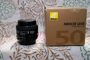 ニコン Nikon AF Nikkor 50mm F/1.4D Nikon 標準レンズ 単焦点レンズ Fマウントレンズ　防湿庫保管