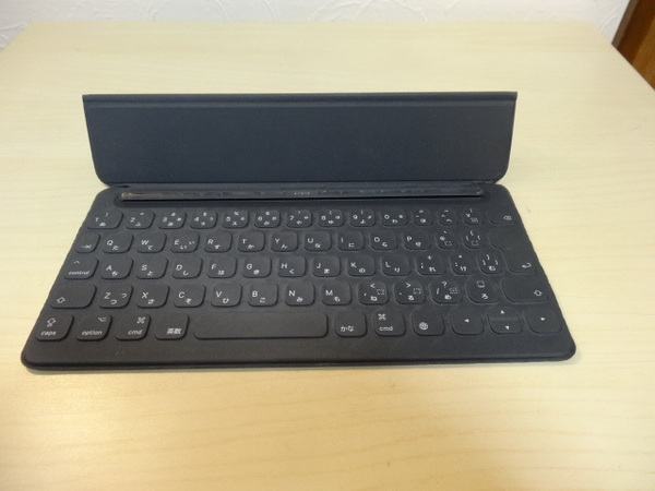 [送料無料 即決] Apple Smart Keyboard iPad(第7/8/9世代)・iPad Air(第3世代)・iPad Pro(10.5インチ) スマートキーボード A1829 ジャンク
