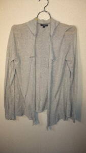 *GAP*Ladies Hoodie Long sleeve tops Gap long sleeve lady's tops with a hood . size M dress length approximately 66Cm width of a garment about 50Cm USED IN JAPAN