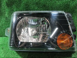 三菱 ミニキャブ U61V 右 ハロゲンヘッドライト STANLEY P5701　日産 クリッパー U71V　※ 画像参照　　24.4.17.Y.8-K5-100　24040328